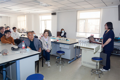 北京大学口腔医学院与大连市口腔医院续签合作协议并成功举办中日学术会议，共促医学研究与试验发展新篇章